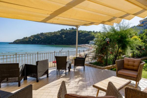 Lilium casa di lusso a San Vito con spiaggia e parcheggio